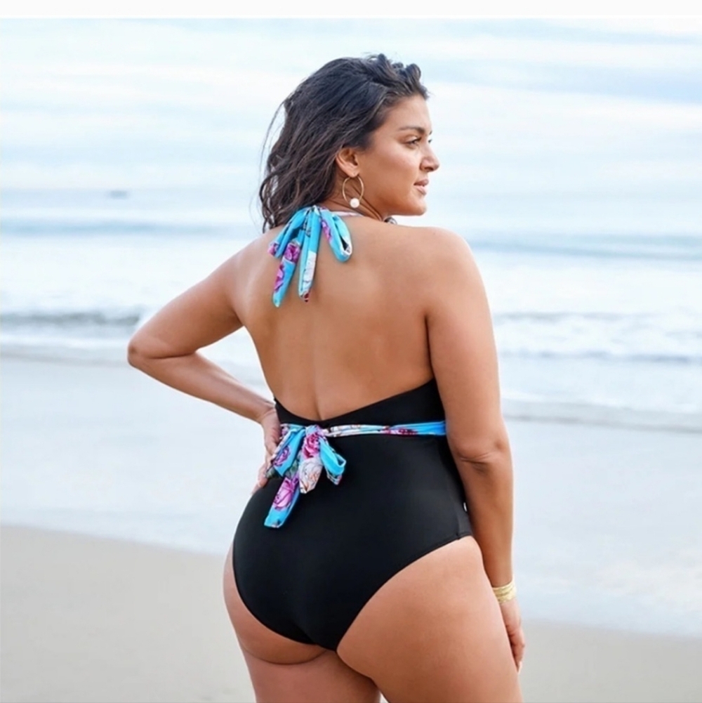 NWT Cupshe Pink Blue Floral and Black Halter One Piece Swimsuit Women's 4X